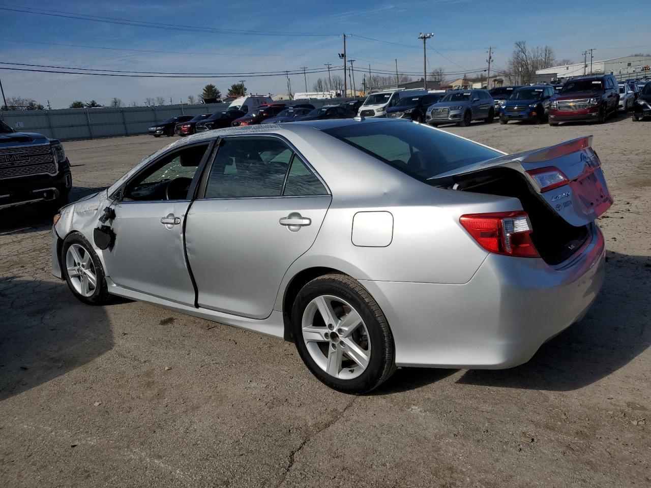 2013 TOYOTA CAMRY L - Image 2