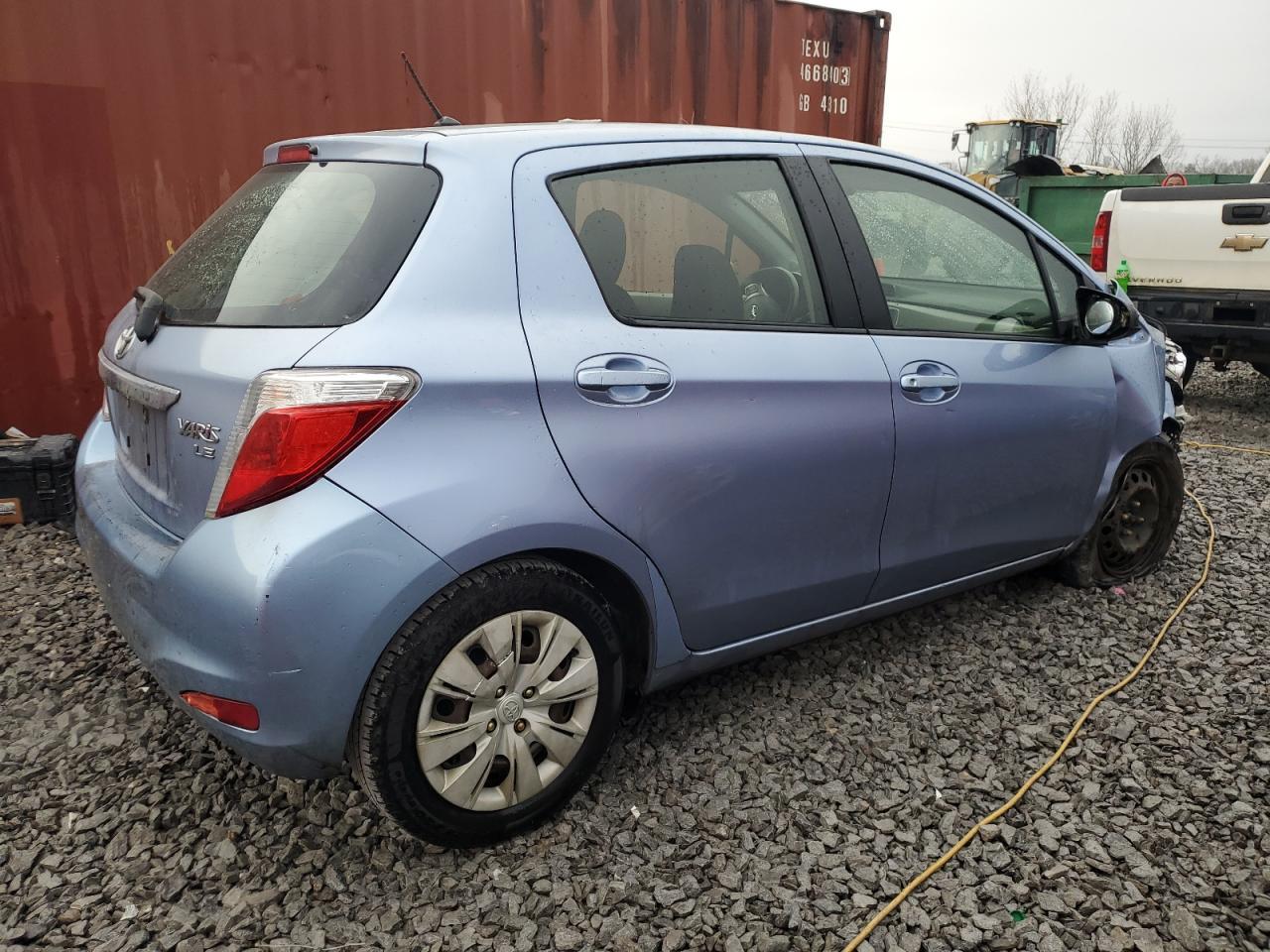 2013 TOYOTA YARIS - Фото 3