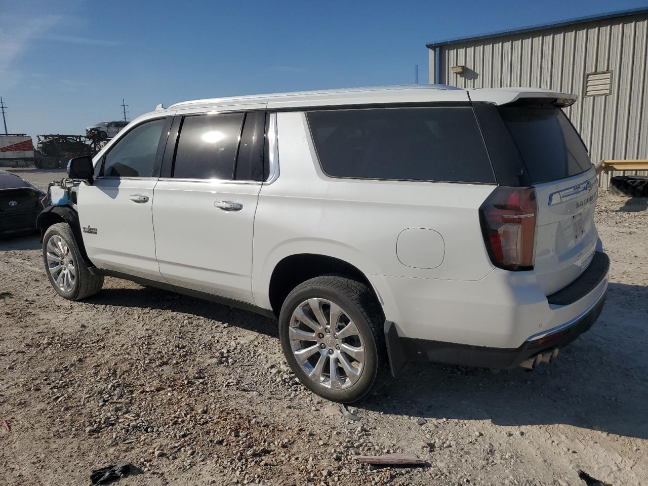 2023 CHEVROLET SUBURBAN C - Image 2