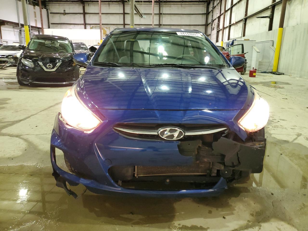 2015 HYUNDAI ACCENT GLS - Фото 5