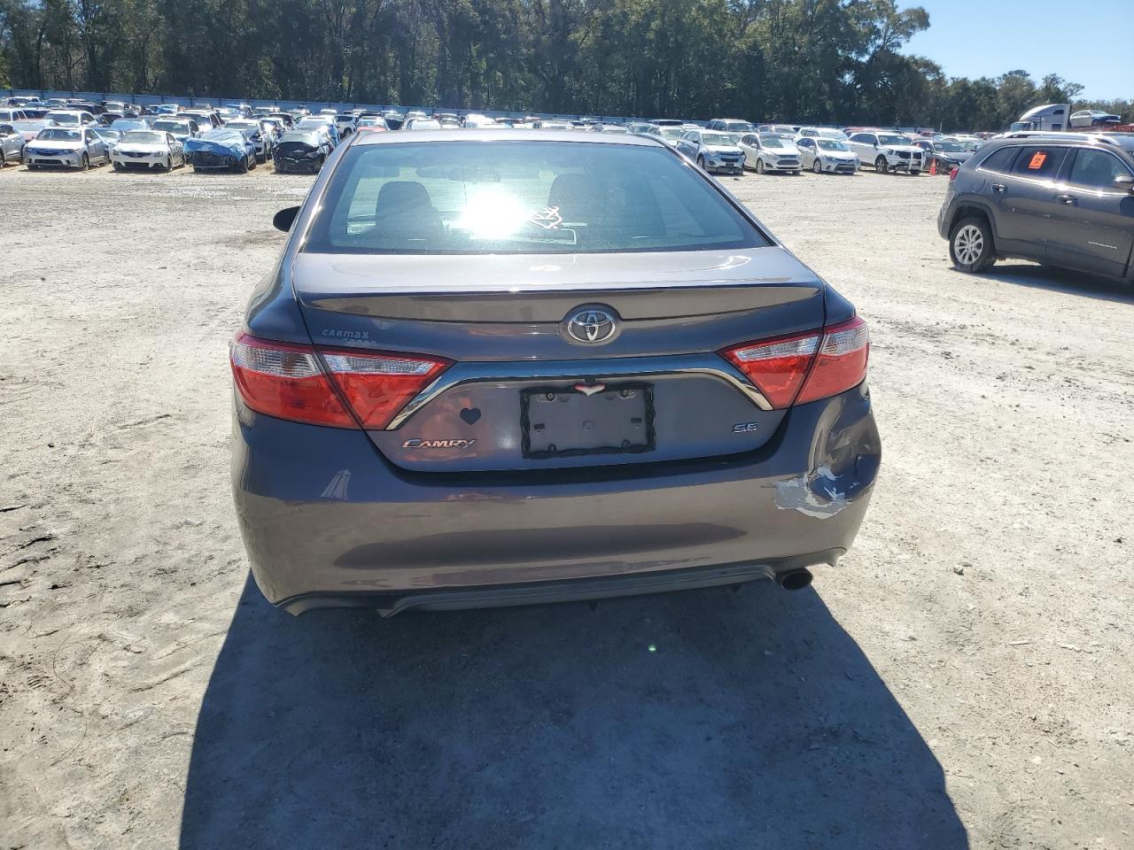 2015 TOYOTA CAMRY LE - Фото 6
