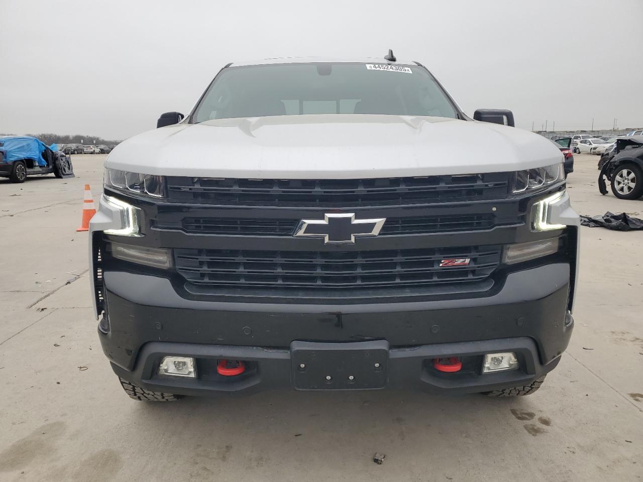 2021 CHEVROLET SILVERADO - Фото 5