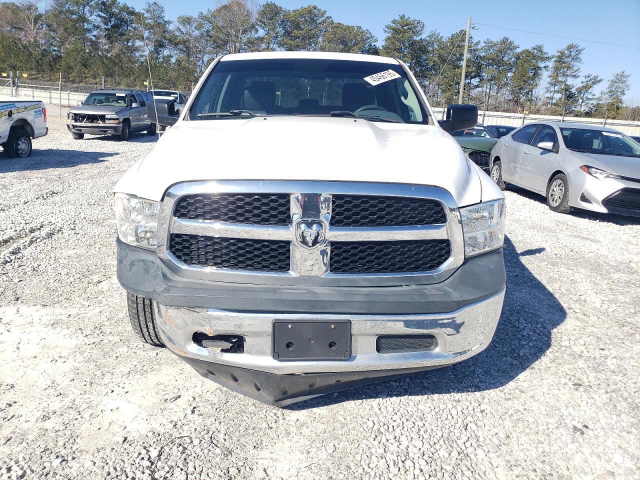2017 RAM 1500 ST - Image 5