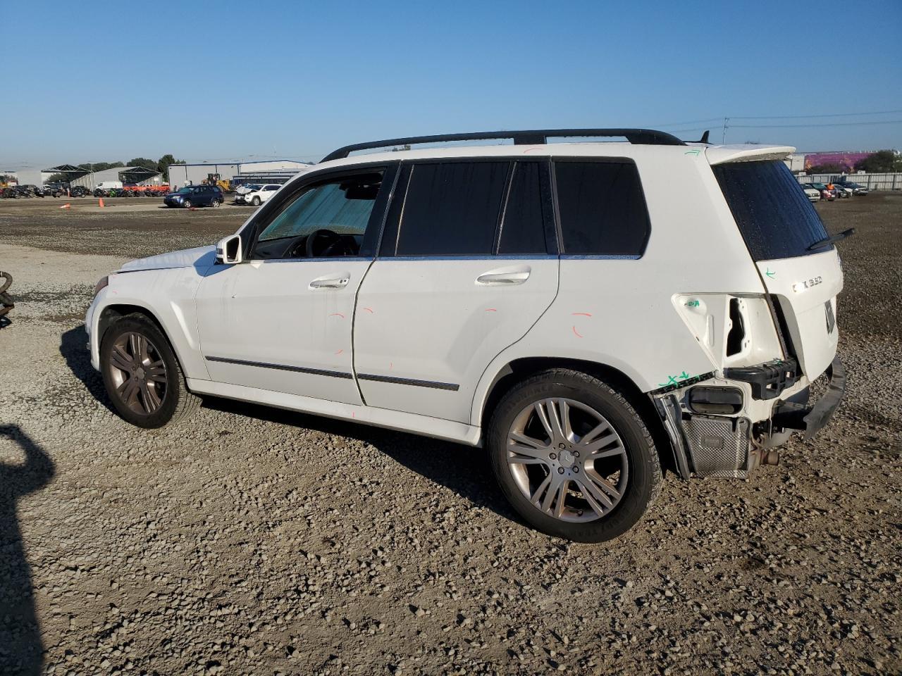 2014 MERCEDES-BENZ GLK 350 - Image 2
