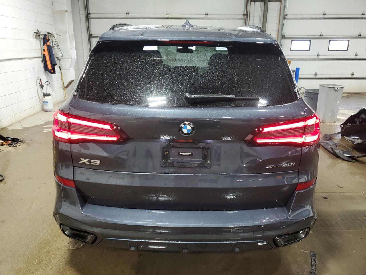 2022 BMW X5 XDRIVE4 - Image 6