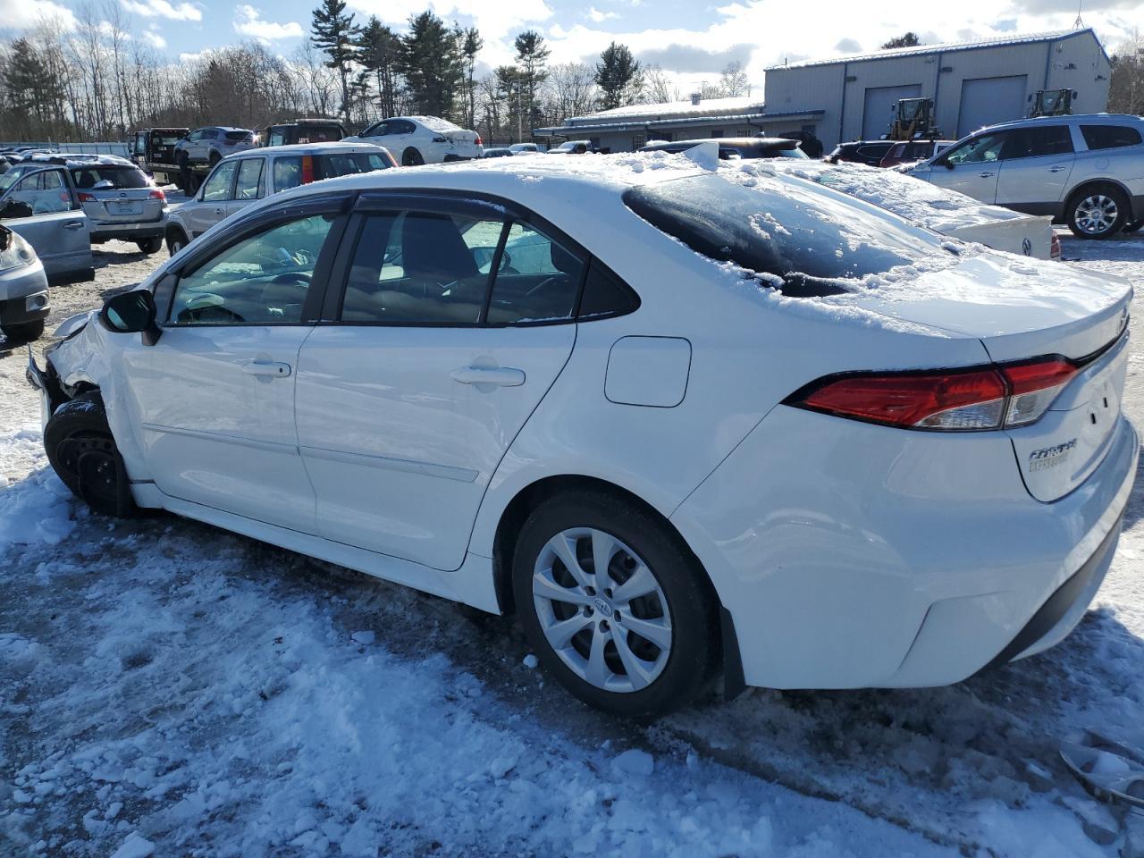 2021 TOYOTA COROLLA LE - Фото 2