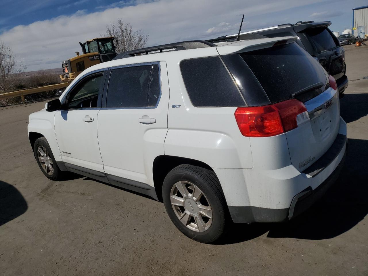 2013 GMC TERRAIN SL - Image 2