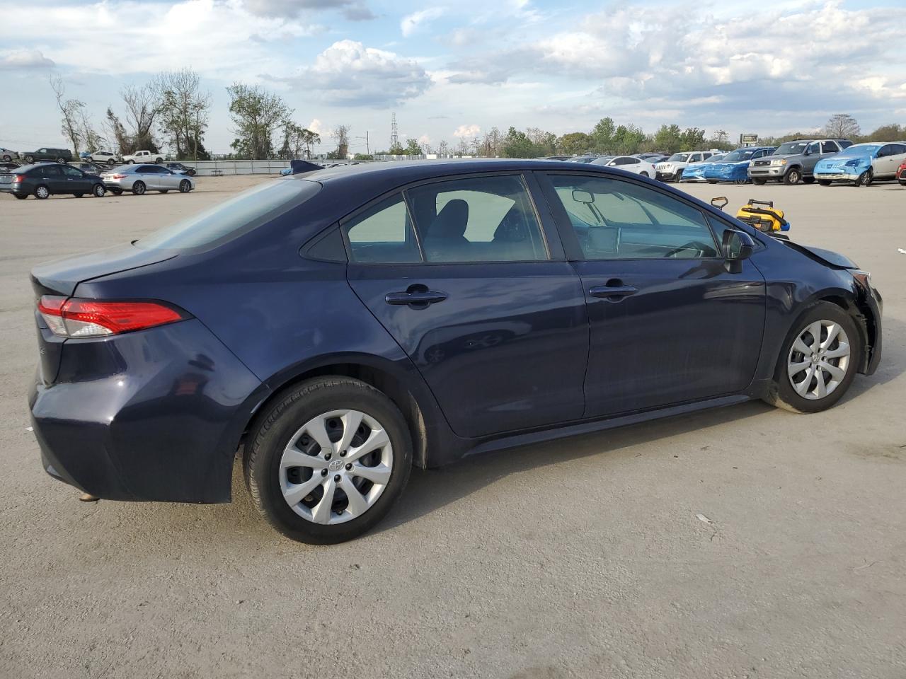 2021 TOYOTA COROLLA LE - Image 3