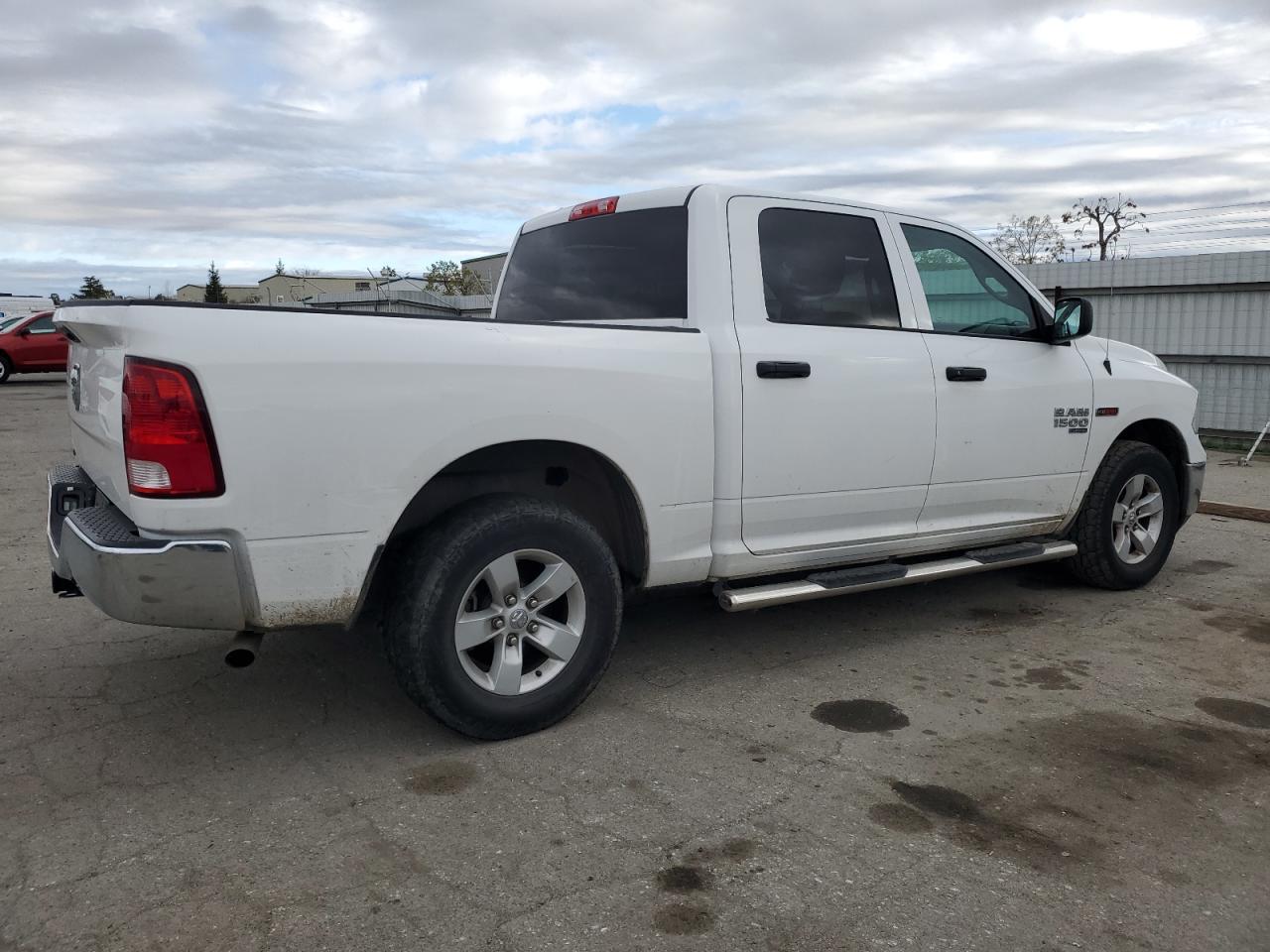 2019 RAM 1500 CLASS - Image 3