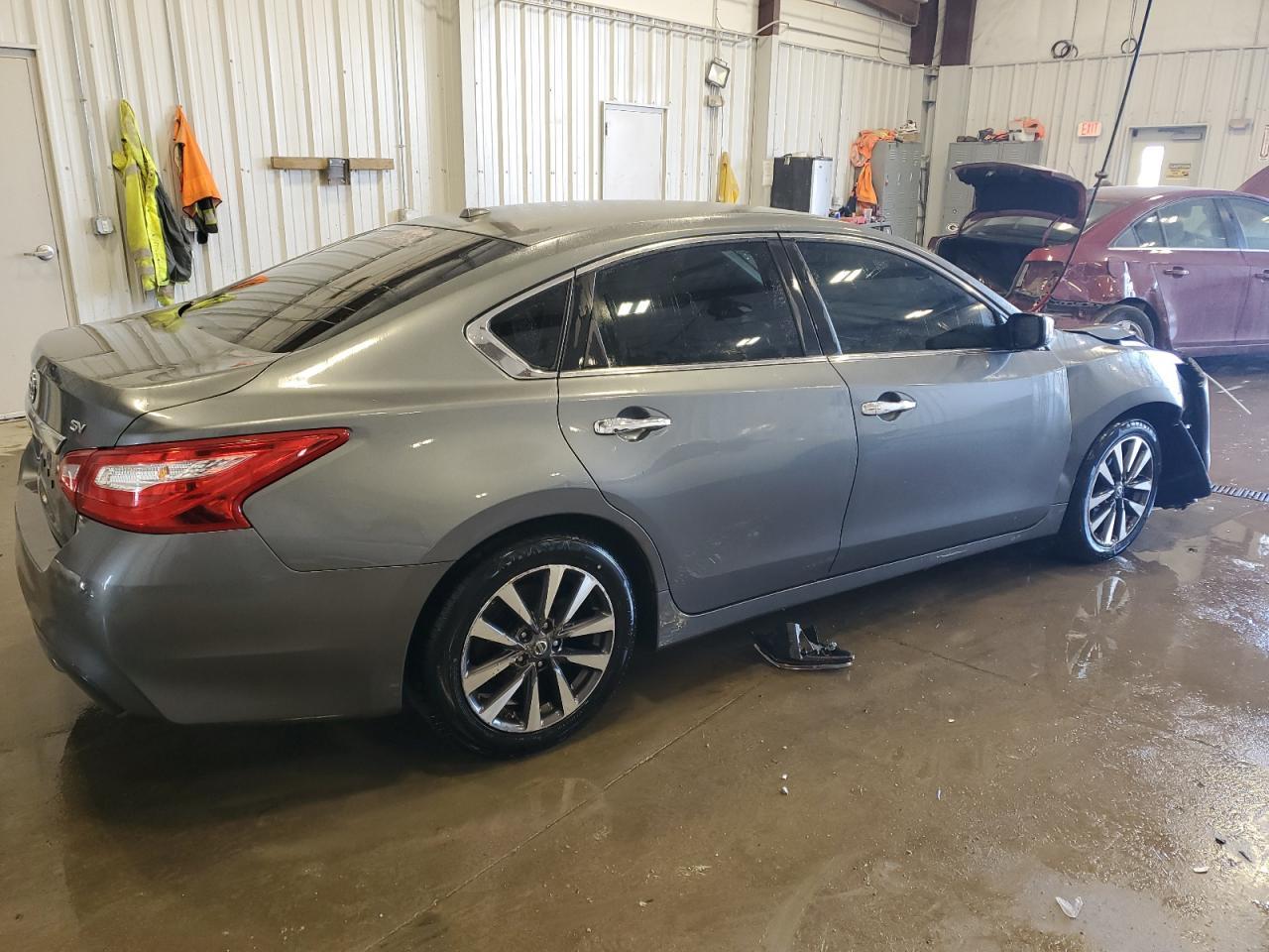 2017 NISSAN ALTIMA 2.5 - Фото 3