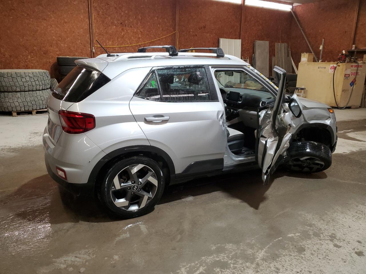 2023 HYUNDAI VENUE SEL - Фото 3