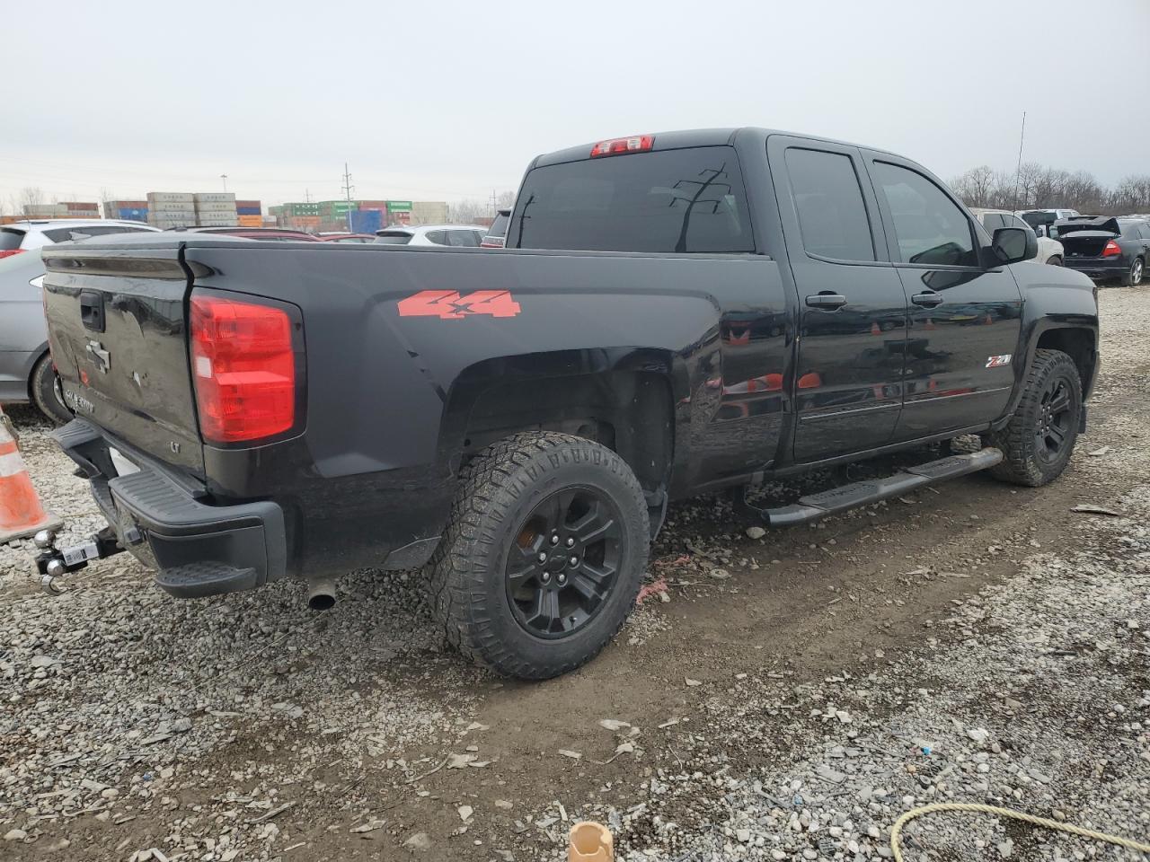2018 CHEVROLET SILVERADO - Image 3