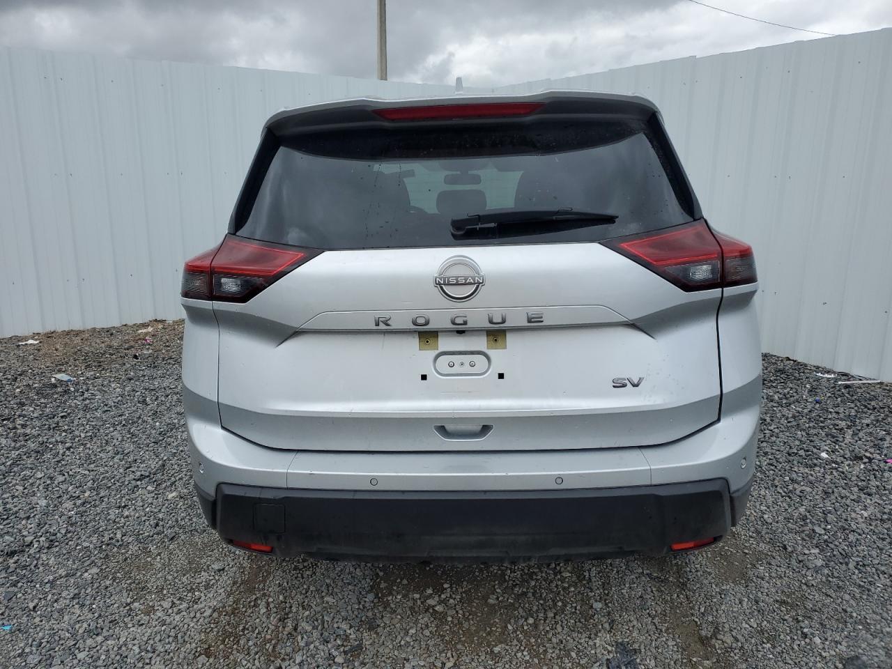 2024 NISSAN ROGUE SV - Image 6