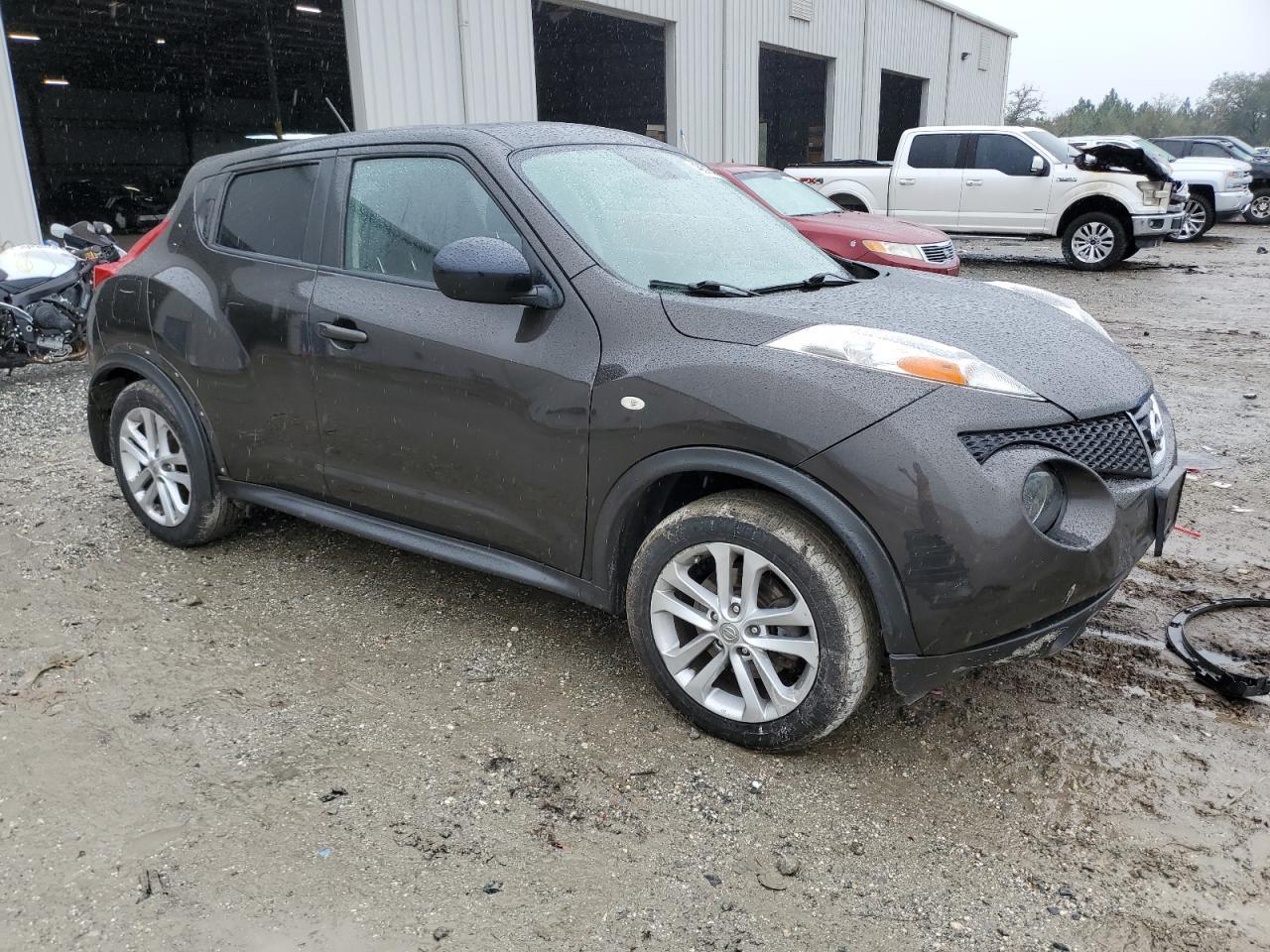2011 NISSAN JUKE S - Фото 4