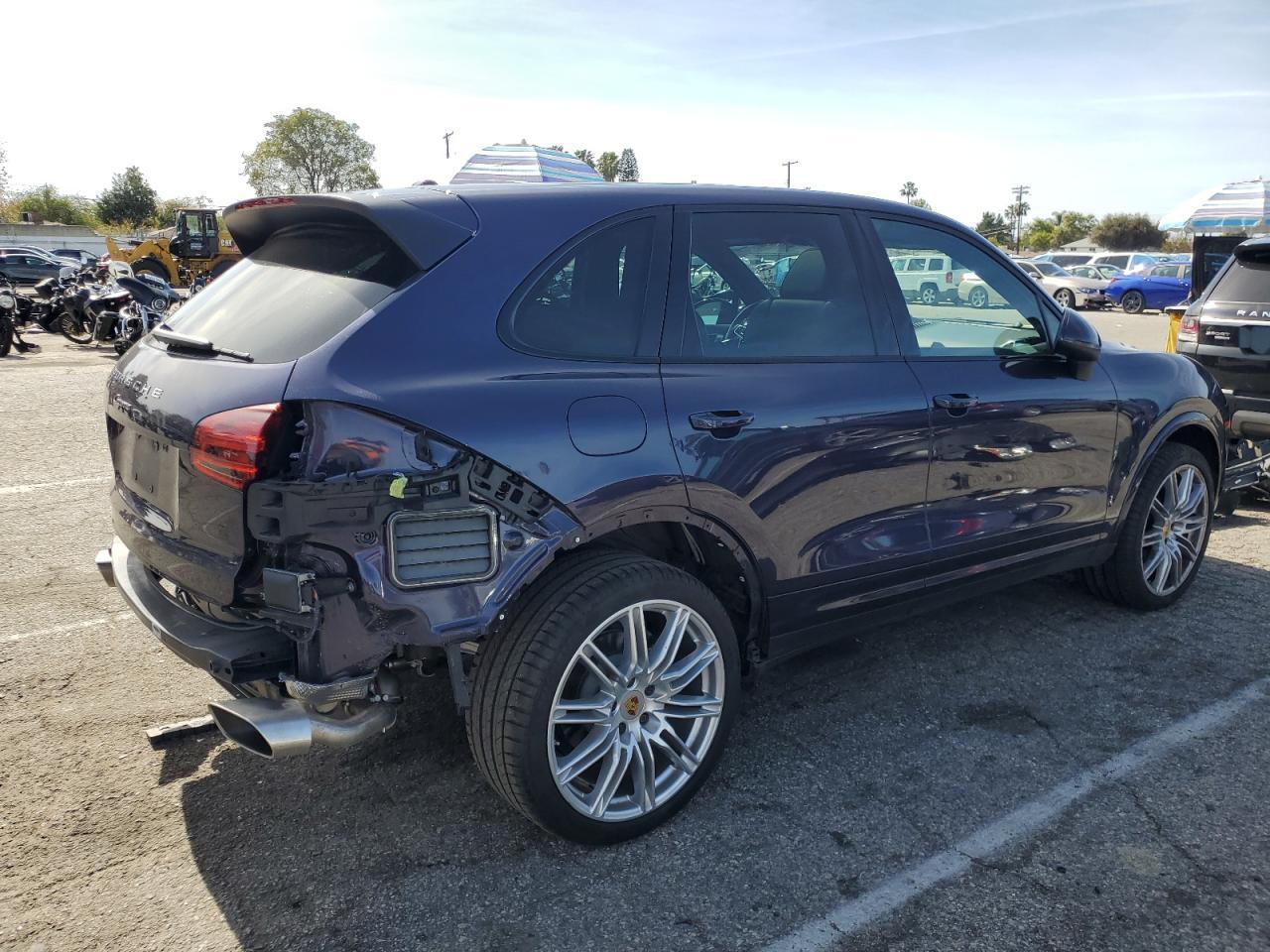 2018 PORSCHE CAYENNE - Image 3