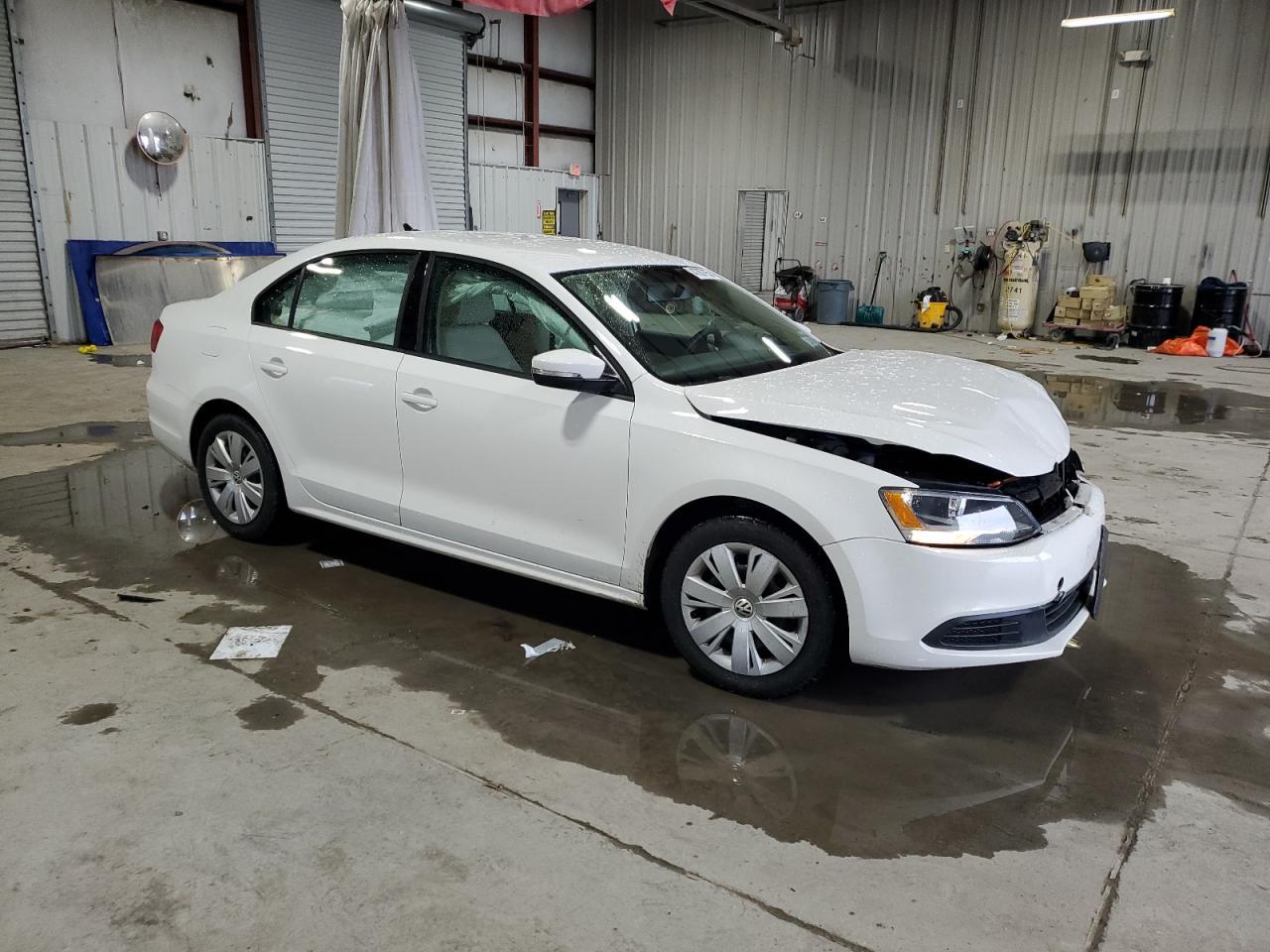 2014 VOLKSWAGEN JETTA SE - Фото 4