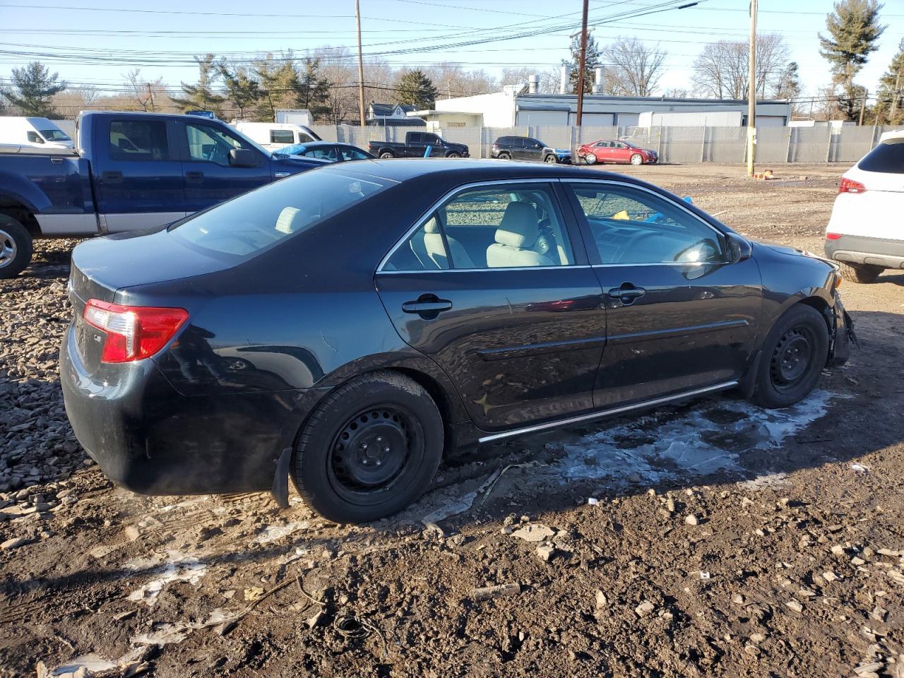 2012 TOYOTA CAMRY BASE - Фото 3