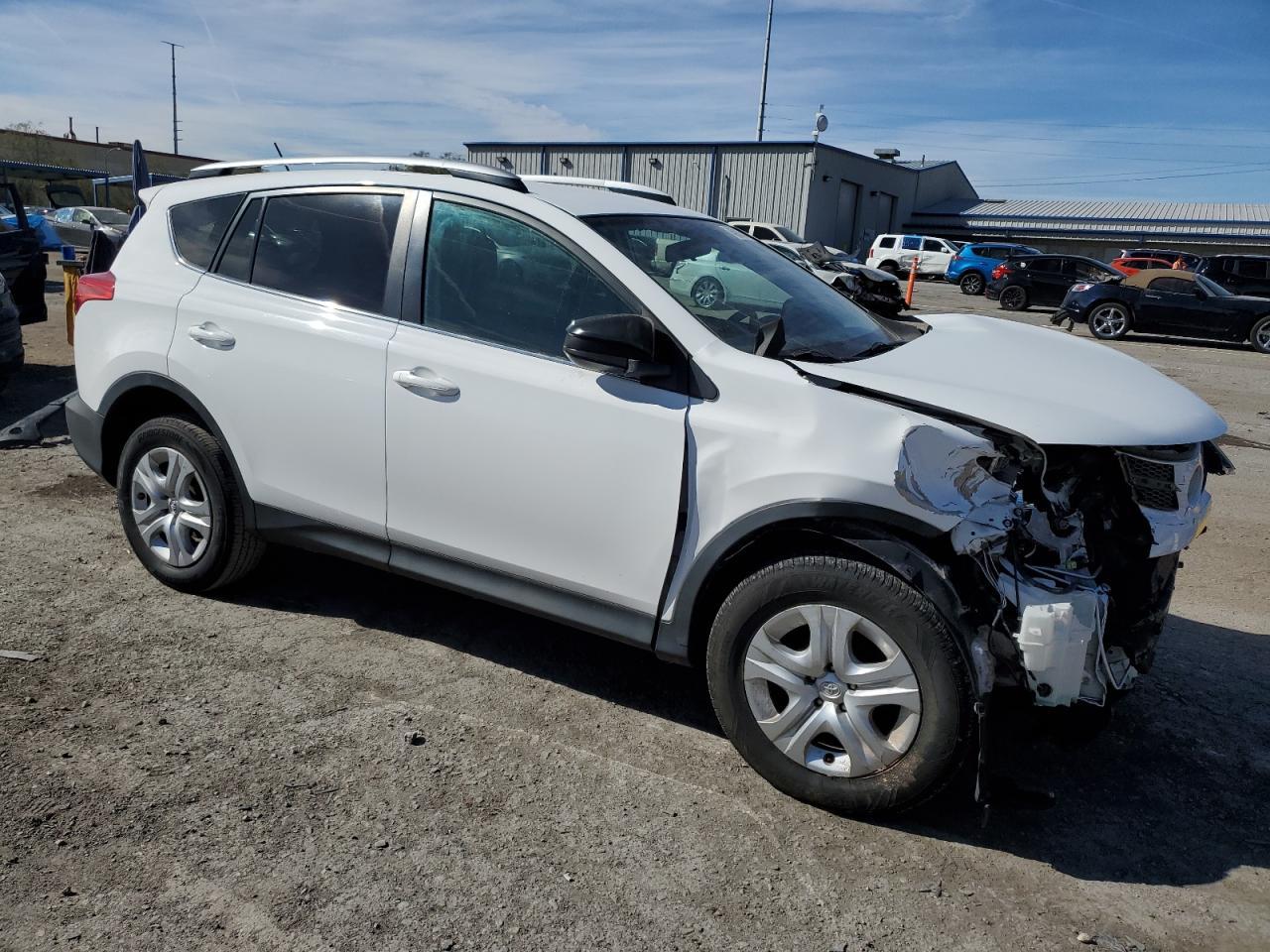 2014 TOYOTA RAV4 LE - Фото 4