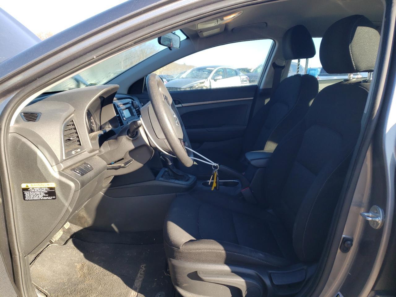 2018 HYUNDAI ELANTRA SE - Image 7