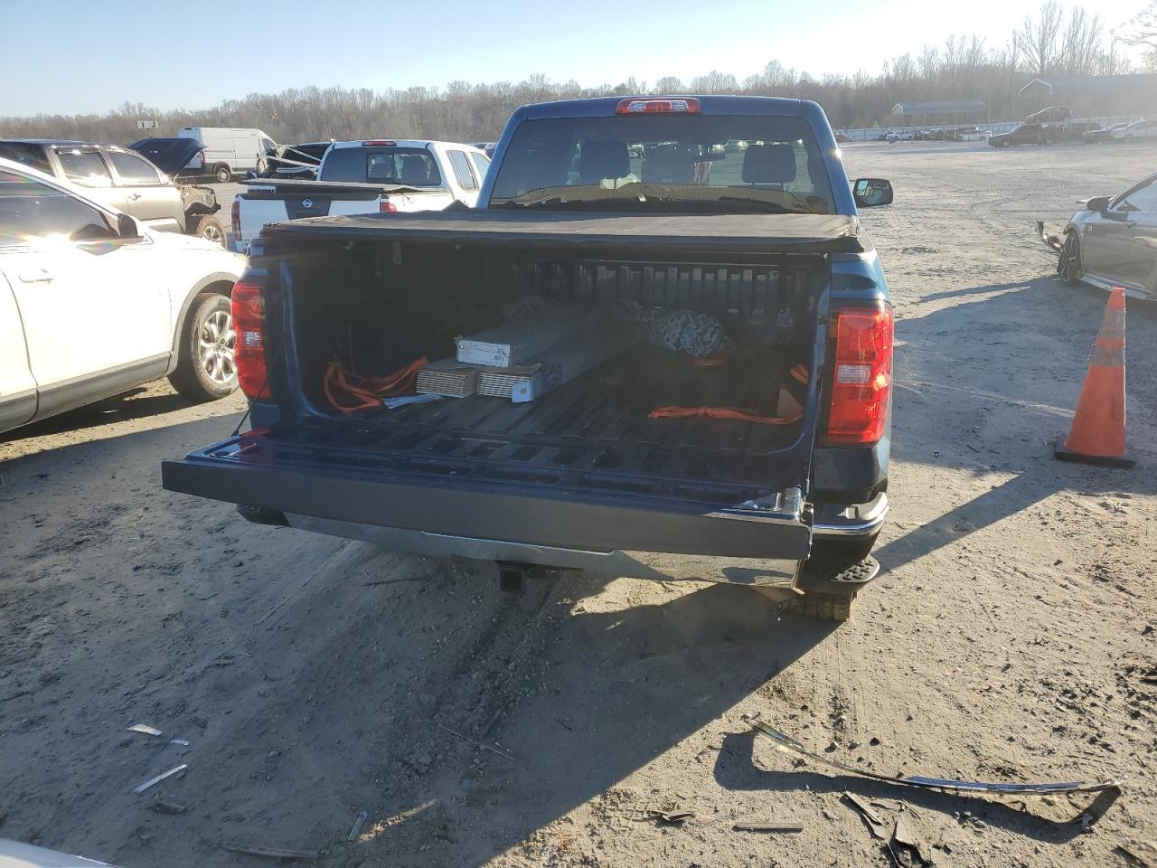 2018 CHEVROLET SILVERADO - Image 6