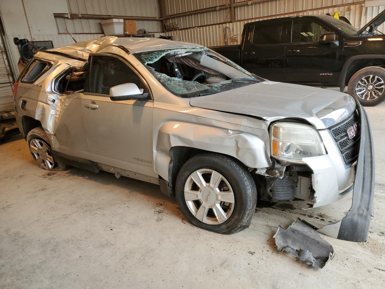 2013 GMC TERRAIN SL - Image 4