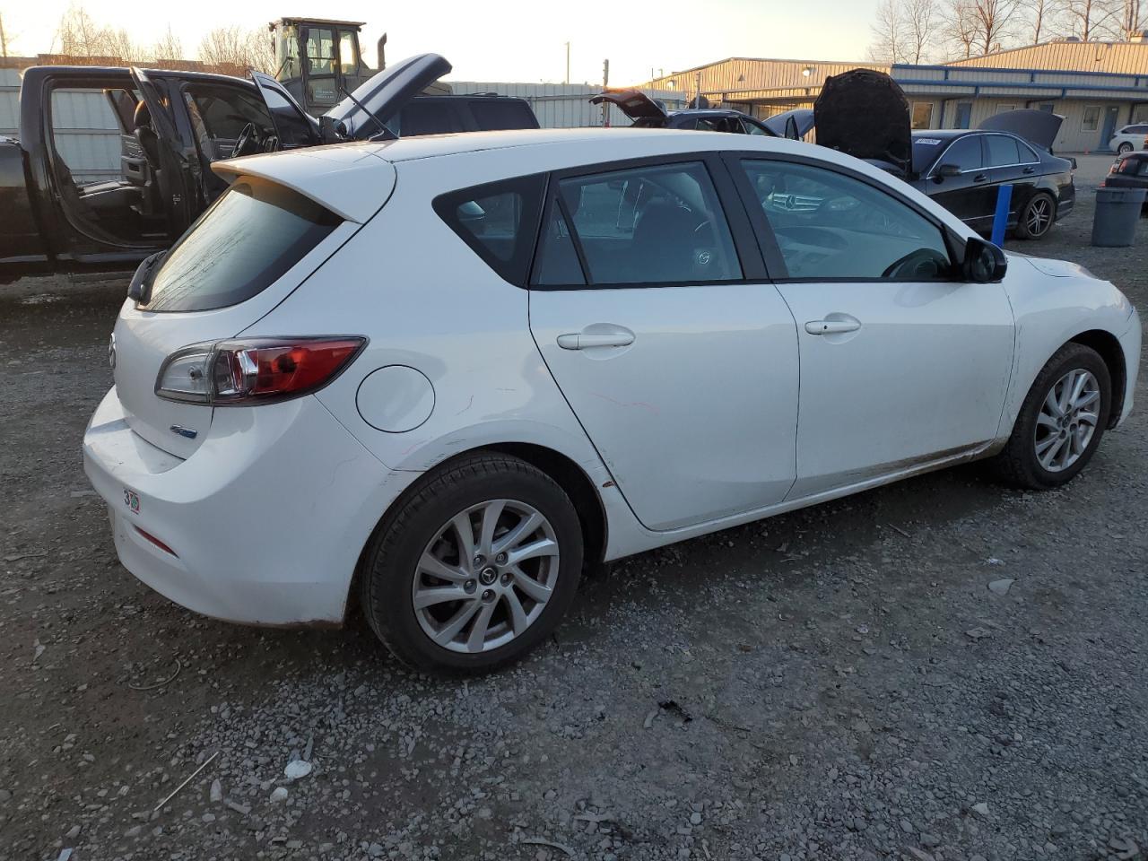 2013 MAZDA 3 I - Фото 3