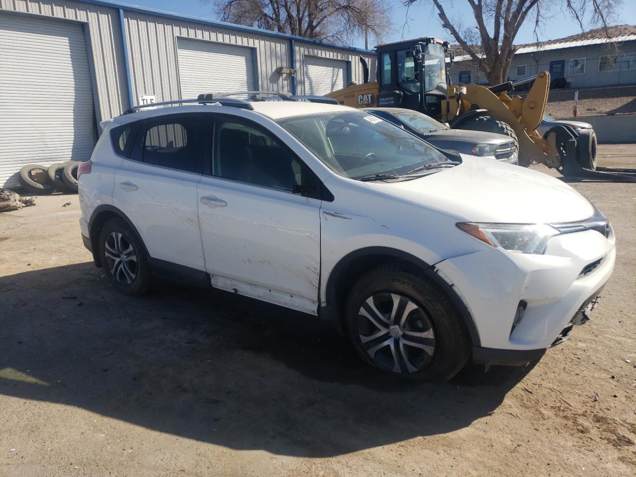 2016 TOYOTA RAV4 LE - Фото 4
