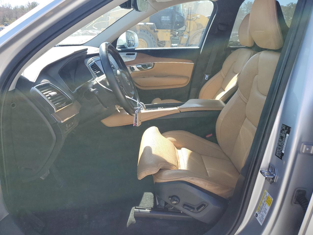 2016 VOLVO XC90 T8 - Фото 7