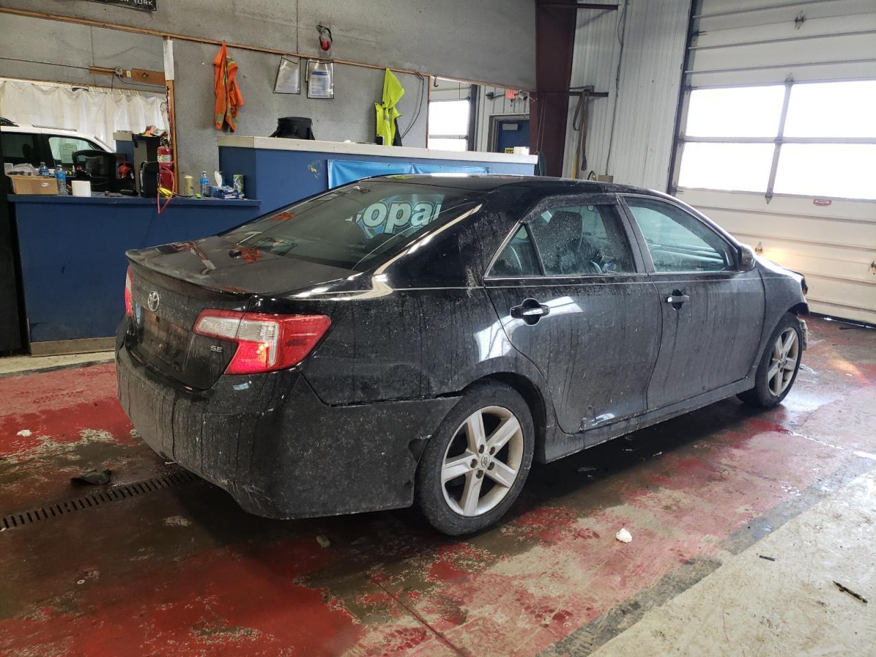 2014 TOYOTA CAMRY L - Image 3