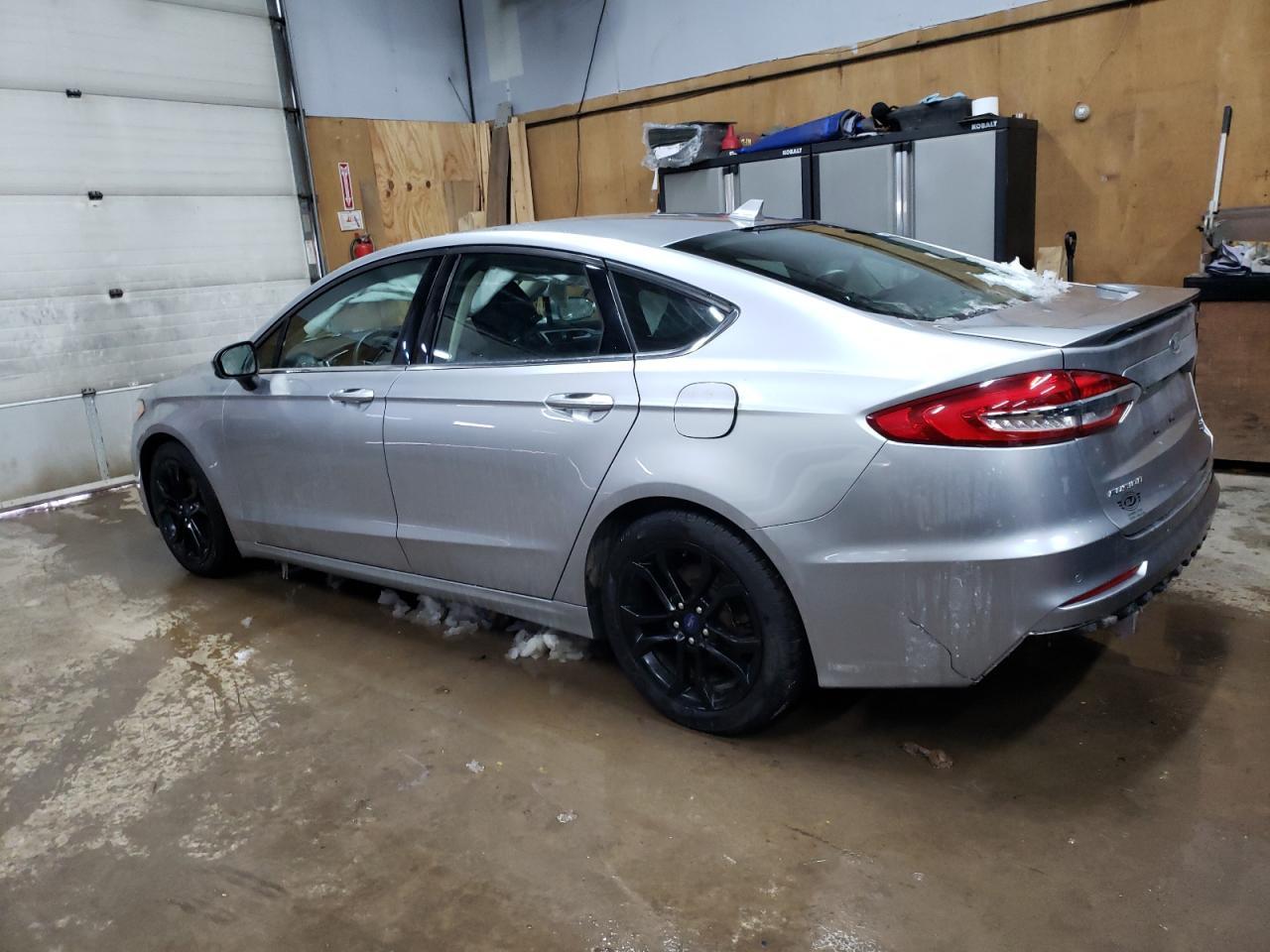 2020 FORD FUSION SE - Фото 2