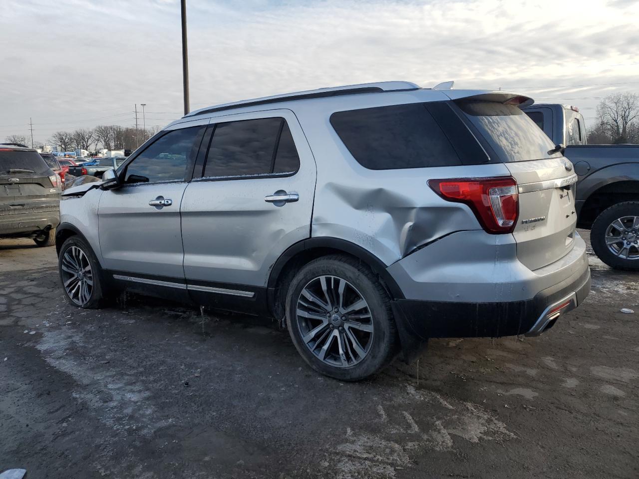 2016 FORD EXPLORER P - Image 2