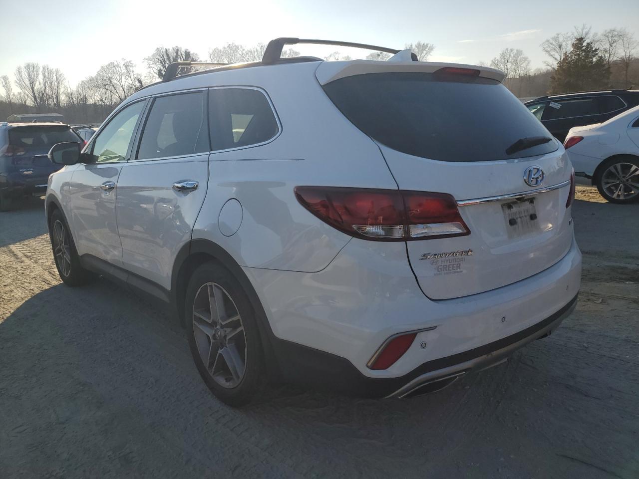 2017 HYUNDAI SANTA FE S - Image 2