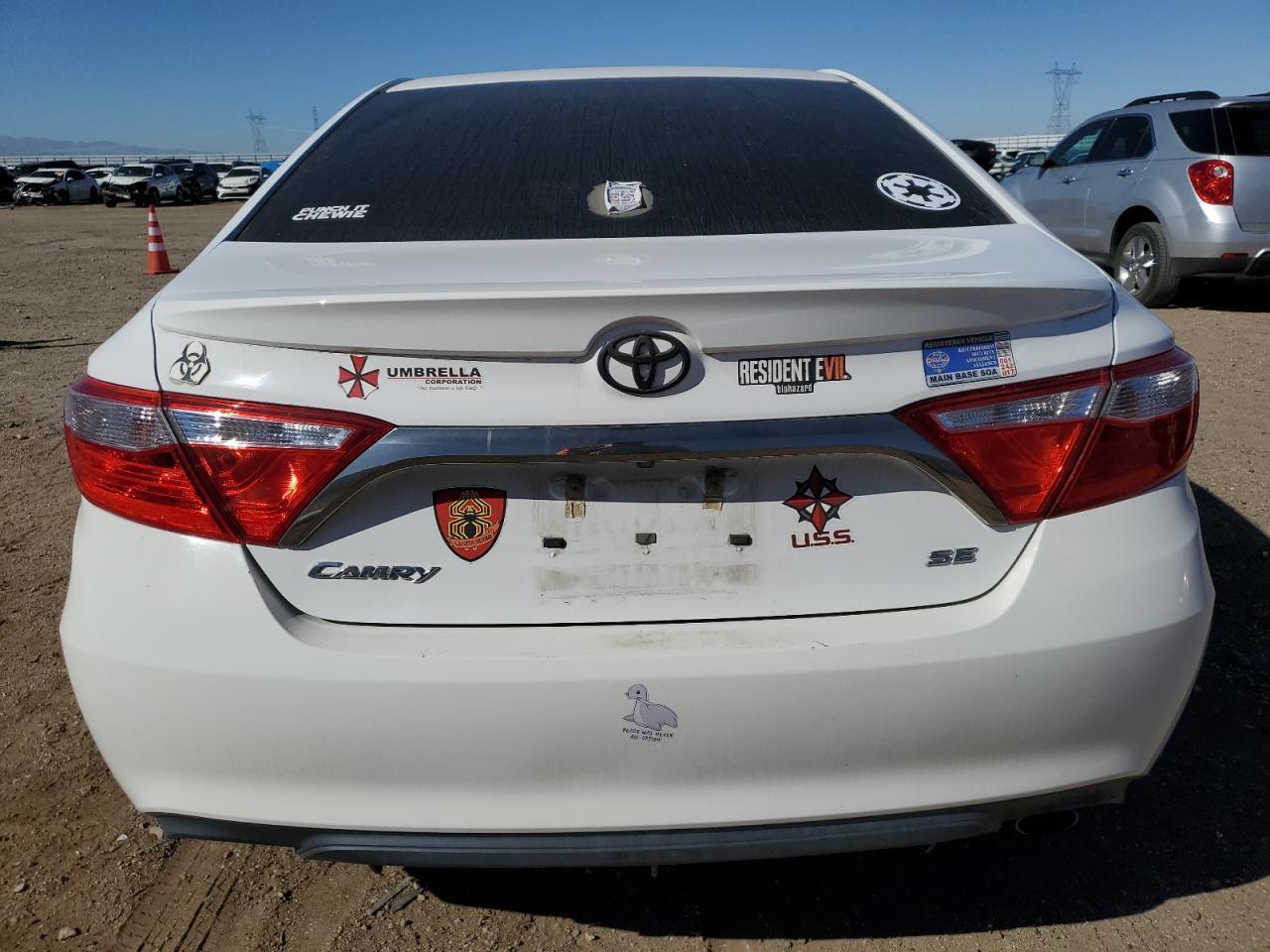 2016 TOYOTA CAMRY LE - Фото 6