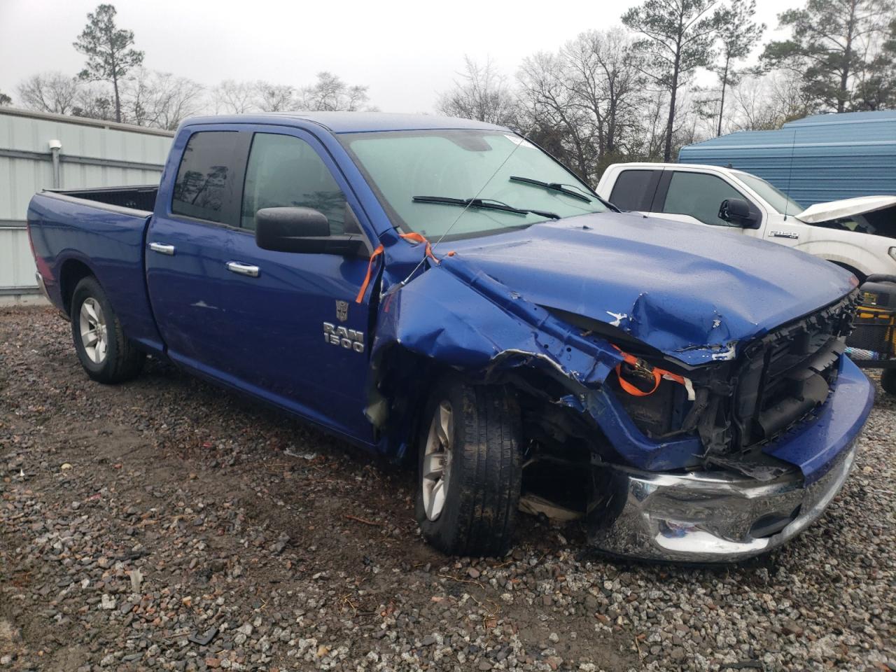 2015 RAM 1500 SLT - Фото 4