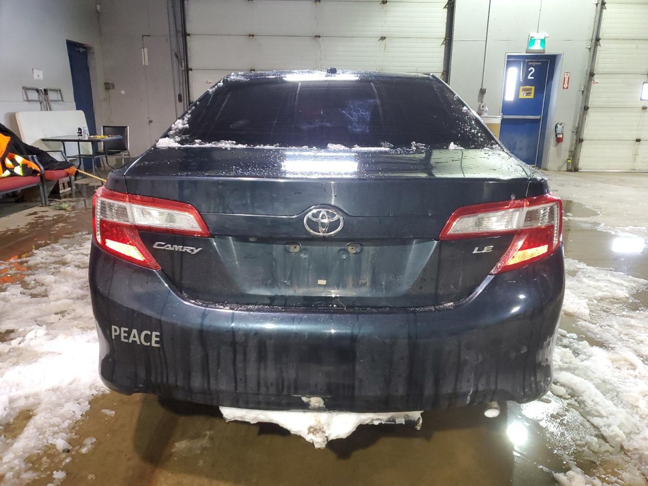 2014 TOYOTA CAMRY L - Image 6