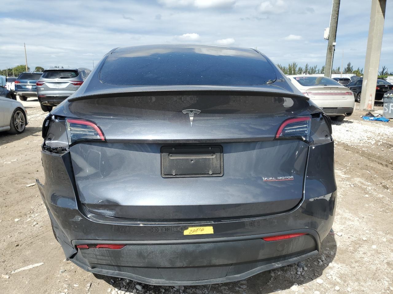 2023 TESLA MODEL Y - Фото 6