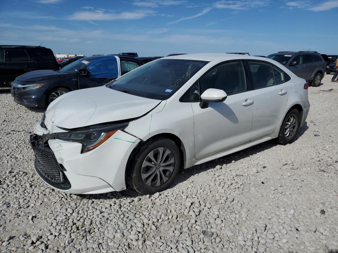2022 TOYOTA COROLLA LE