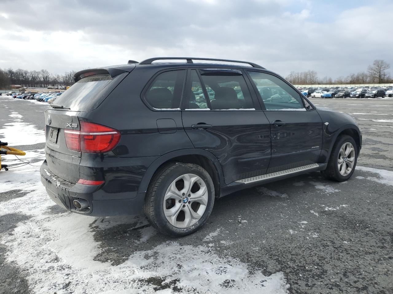 2012 BMW X5 XDRIVE3 - Image 3