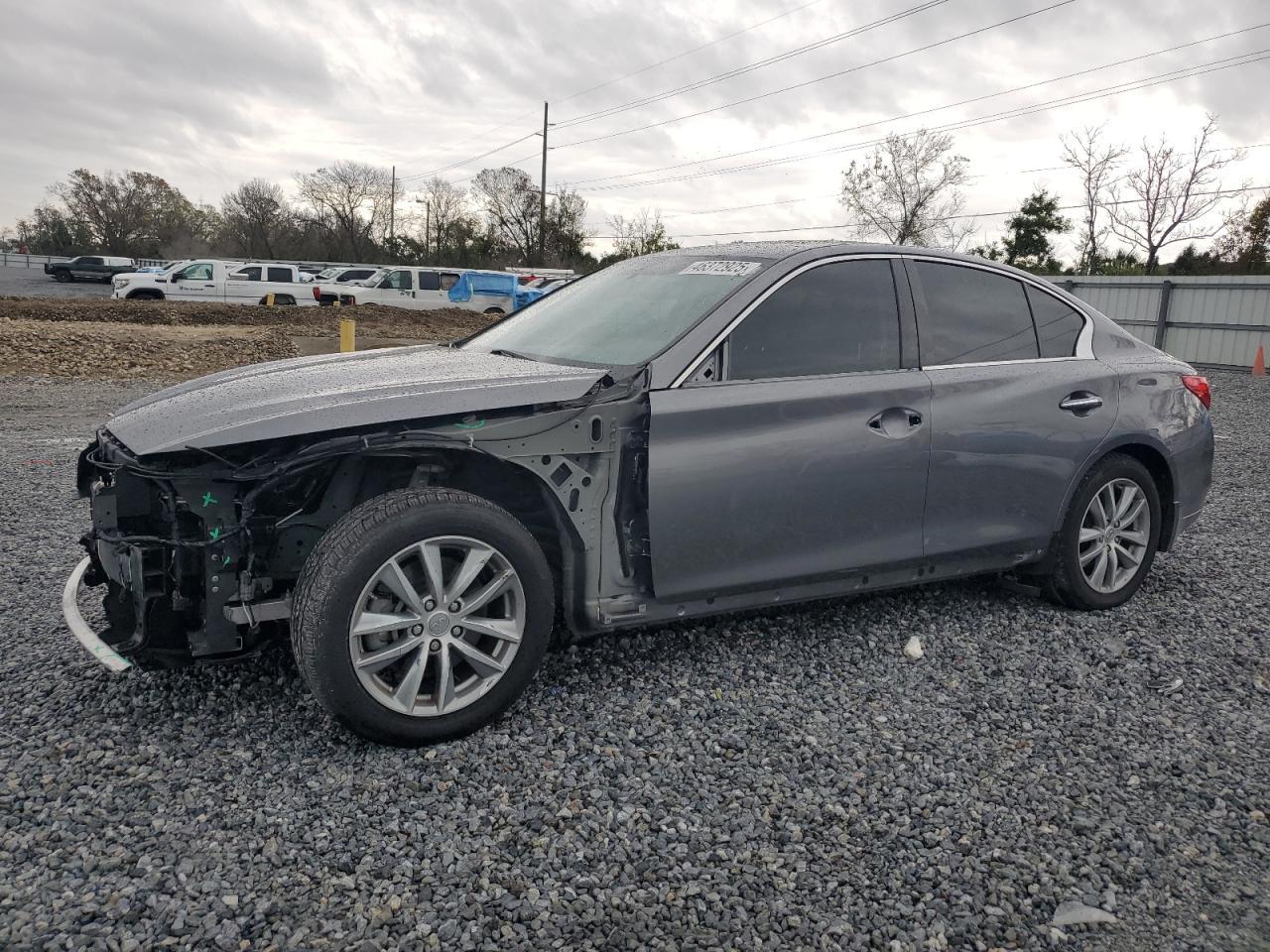2016 INFINITI Q50 PREMIU
