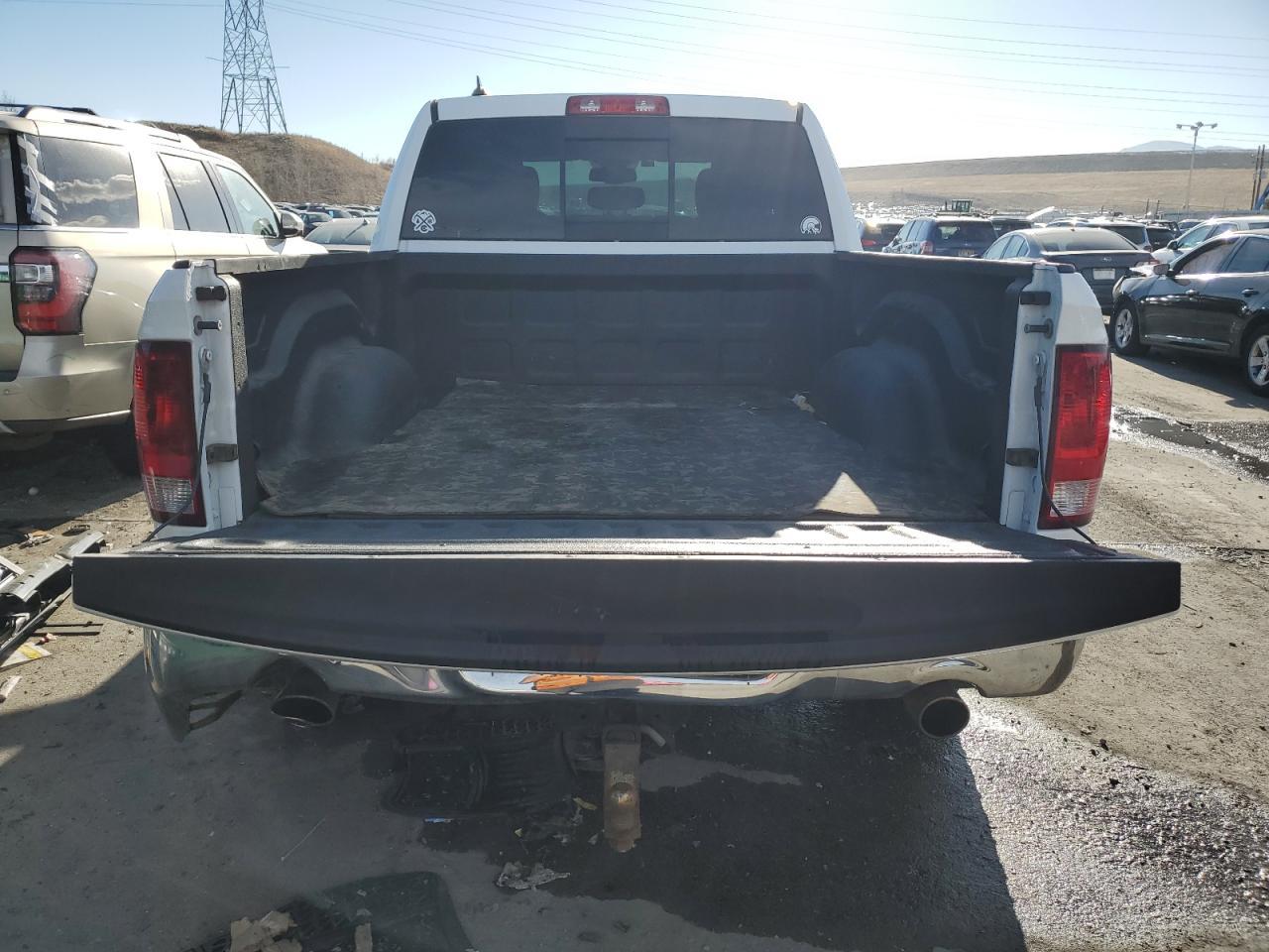 2015 RAM 1500 SLT - Image 6