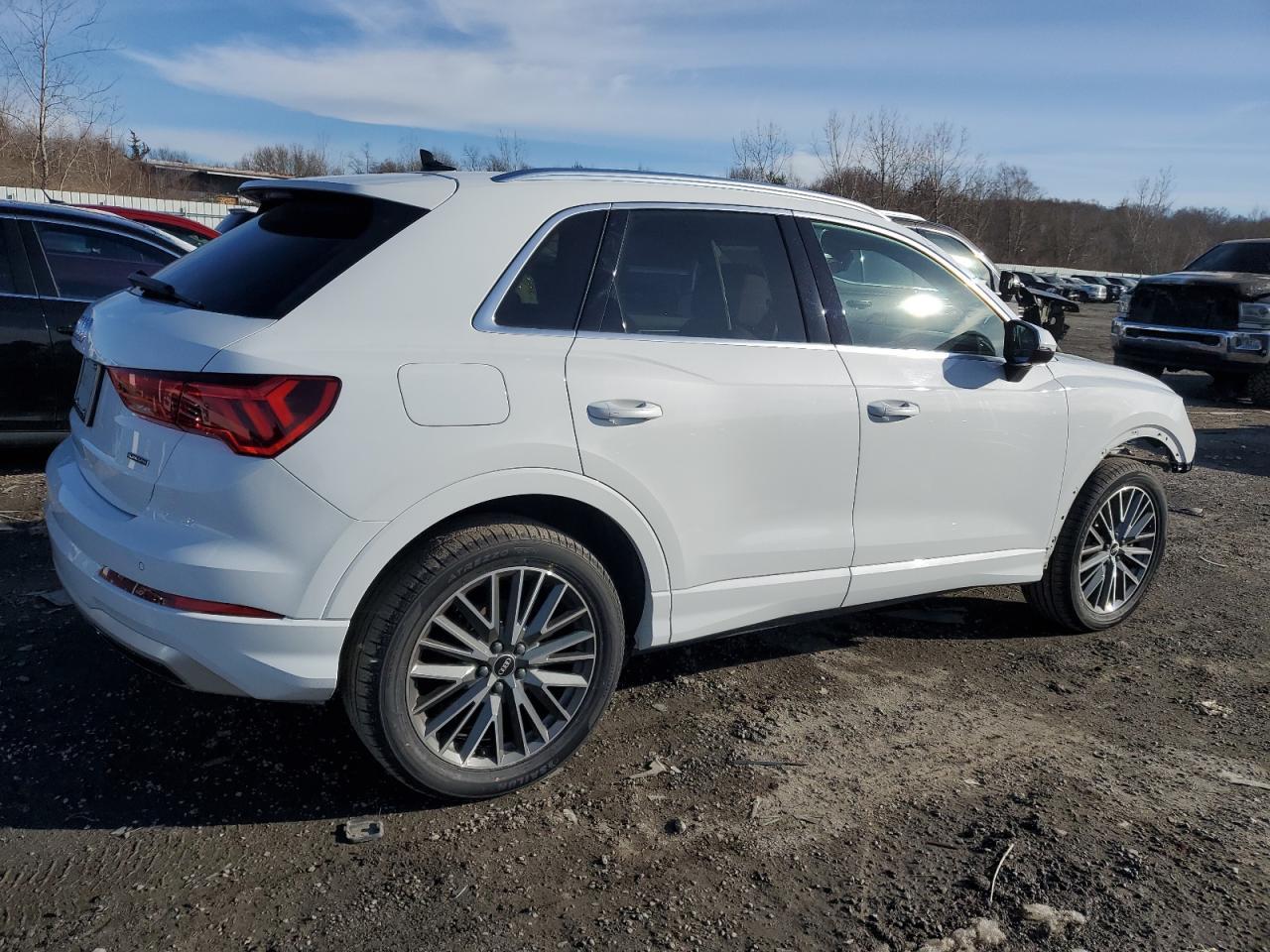 2022 AUDI Q3 PREMIUM - Фото 3
