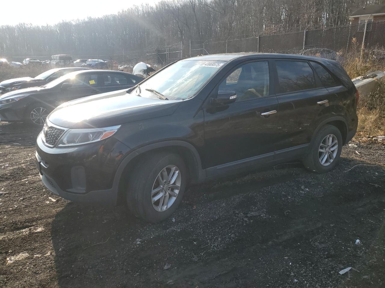 2015 KIA SORENTO LX