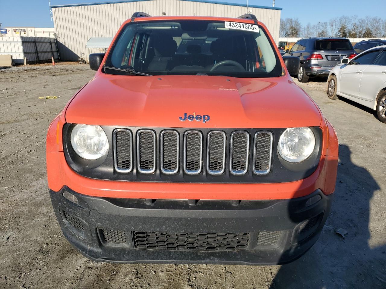 2017 JEEP RENEGADE S - Image 5
