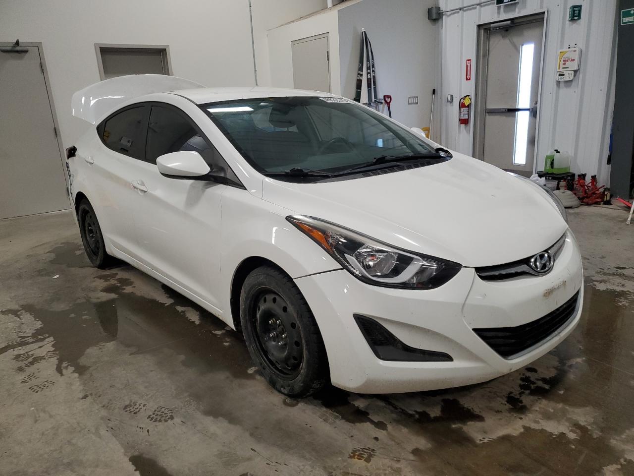 2014 HYUNDAI ELANTRA SE - Image 4