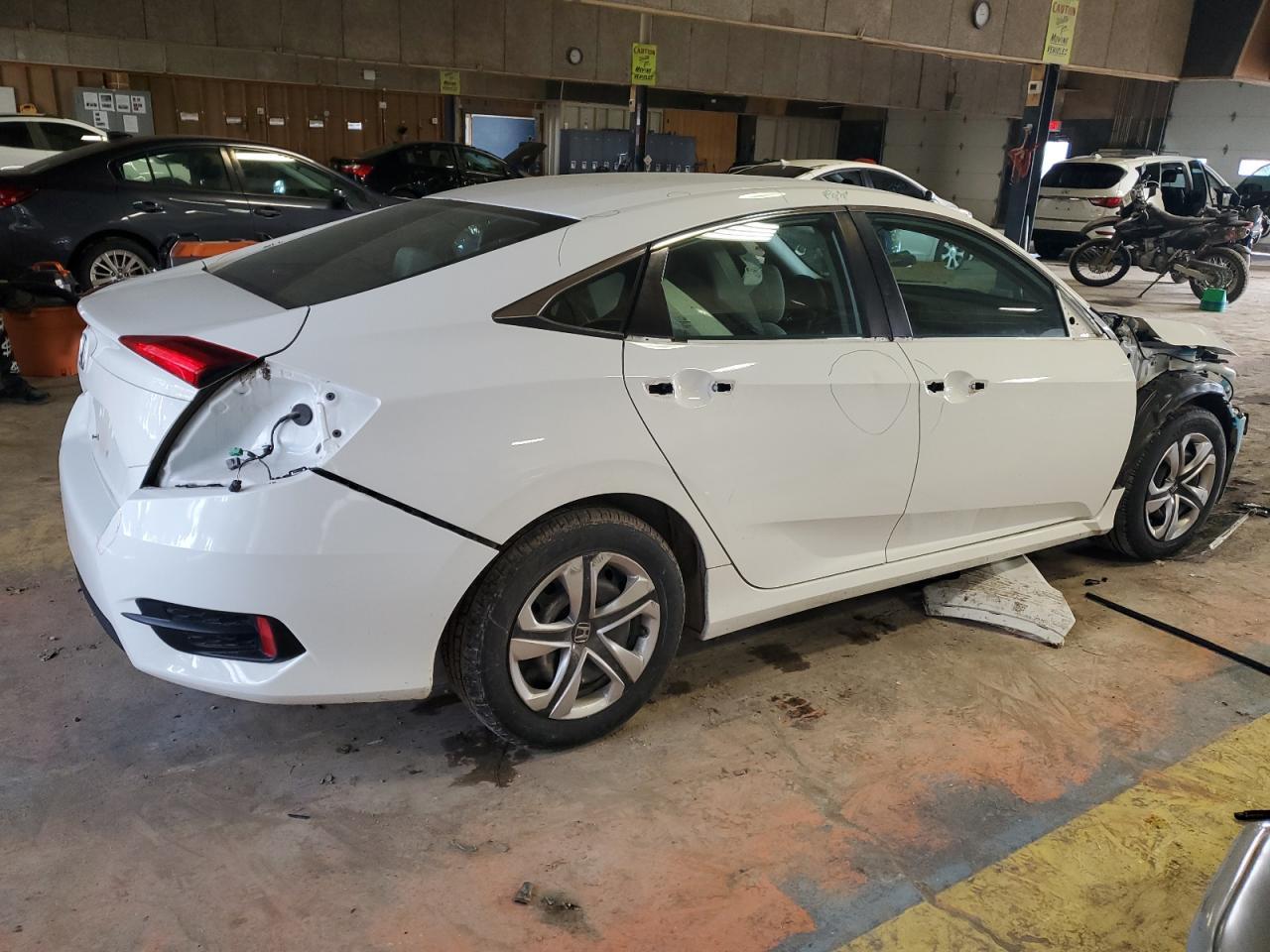 2016 HONDA CIVIC LX - Фото 3