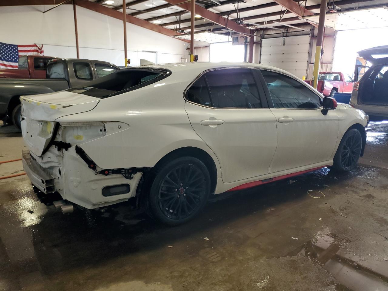 2020 TOYOTA CAMRY SE - Image 3