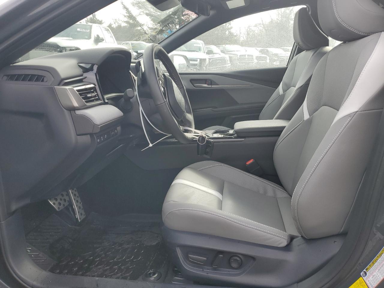 2025 TOYOTA CAMRY XSE - Image 7