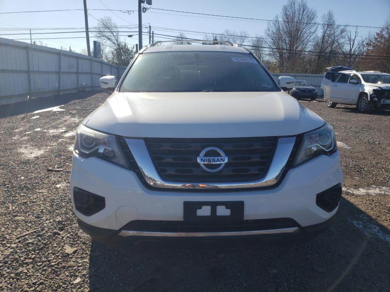 2017 NISSAN PATHFINDER - Image 5