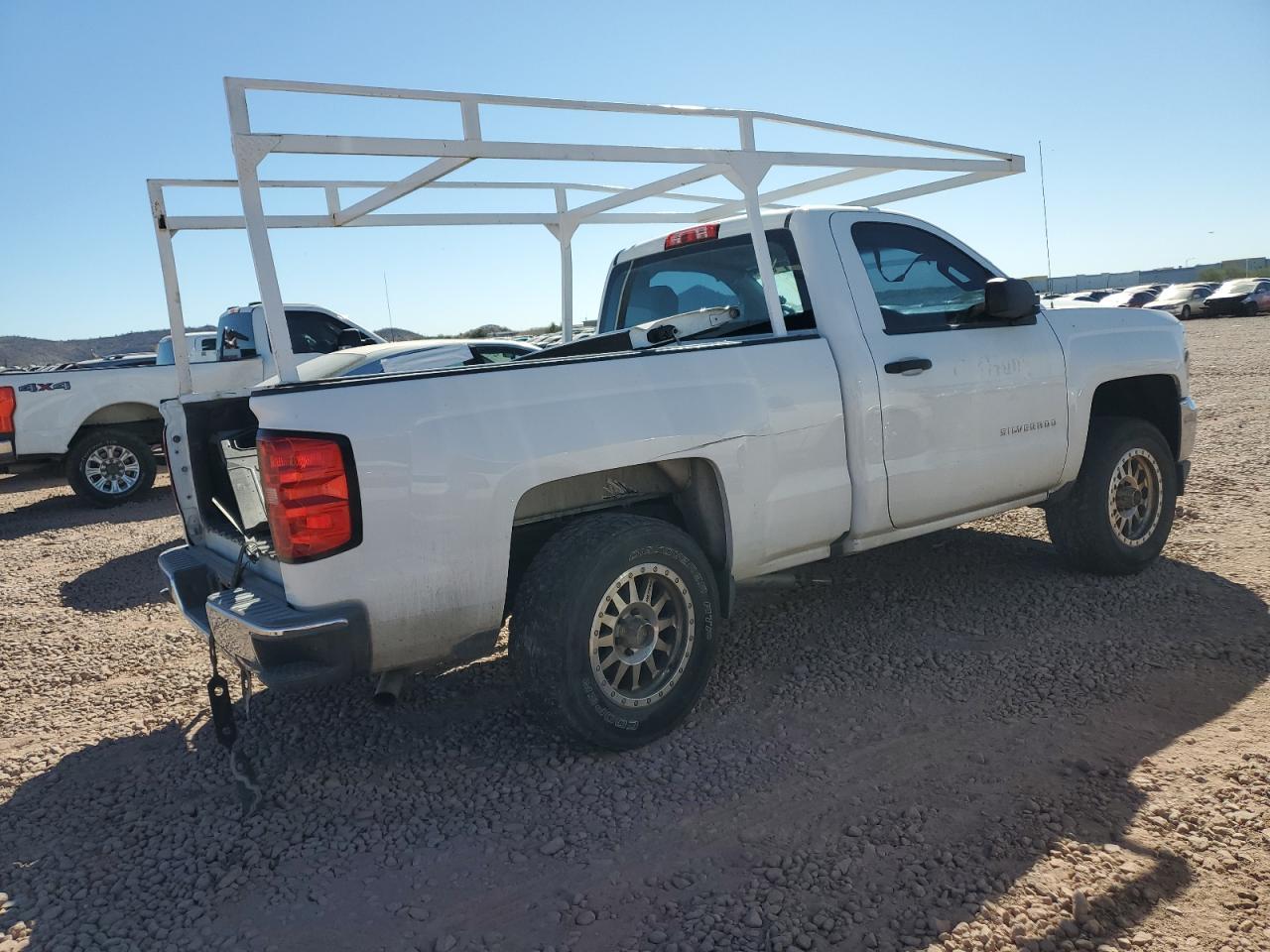 2016 CHEVROLET SILVERADO - Фото 3