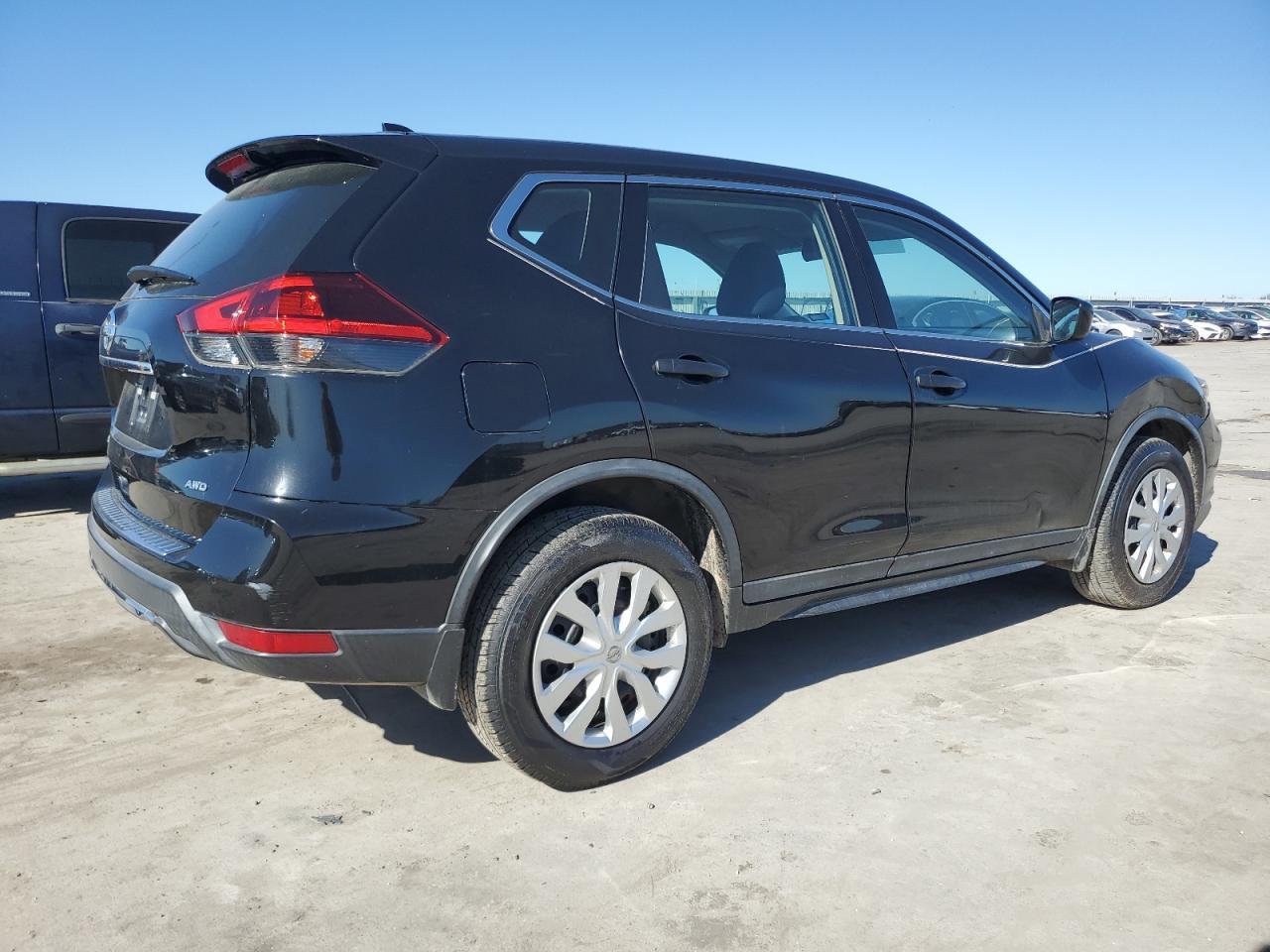 2018 NISSAN ROGUE S - Image 3